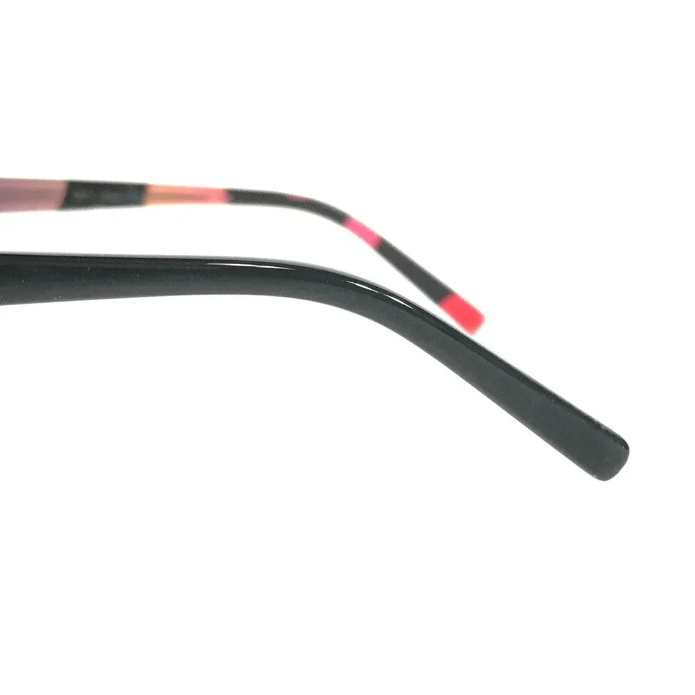 Black Women’s Sunglasses with Patterned Temples - Picture 7 of 12